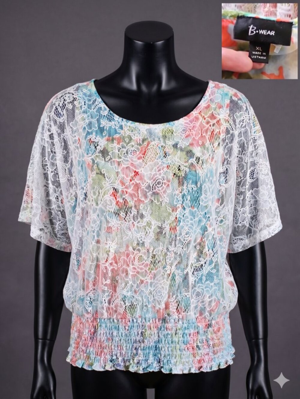 B·WEAR Floral Short Sleeve Top White Sheer Lace Overlay Smocked Waist XL